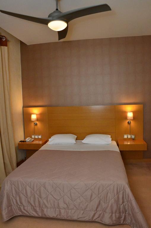 Deves Hotel Nafplio Exterior photo